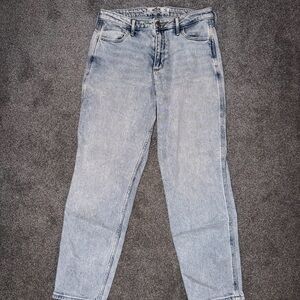 Hollister Light Wash Denim Jeans
